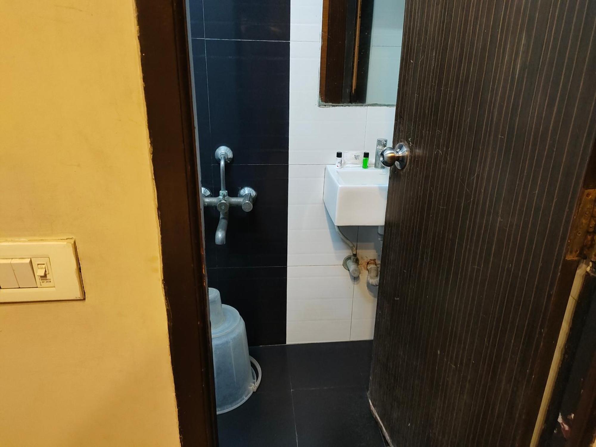 Santhi Bhavan, Chennai Central Luaran gambar